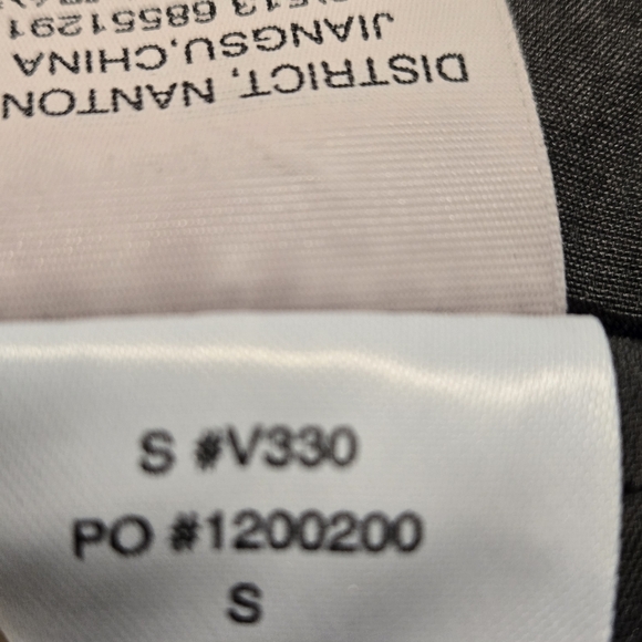 Vuori Banks Shorts Men's Small Gray W/ Black Stripes Swim Shorts (W28/29) - Picture 6 of 11